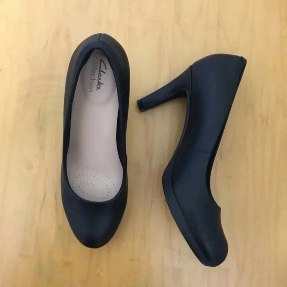 NEW  Clarks Womens Adriel Viola Leather Pump black Office Classic Sz 8.5 M - Picture 2 of 9